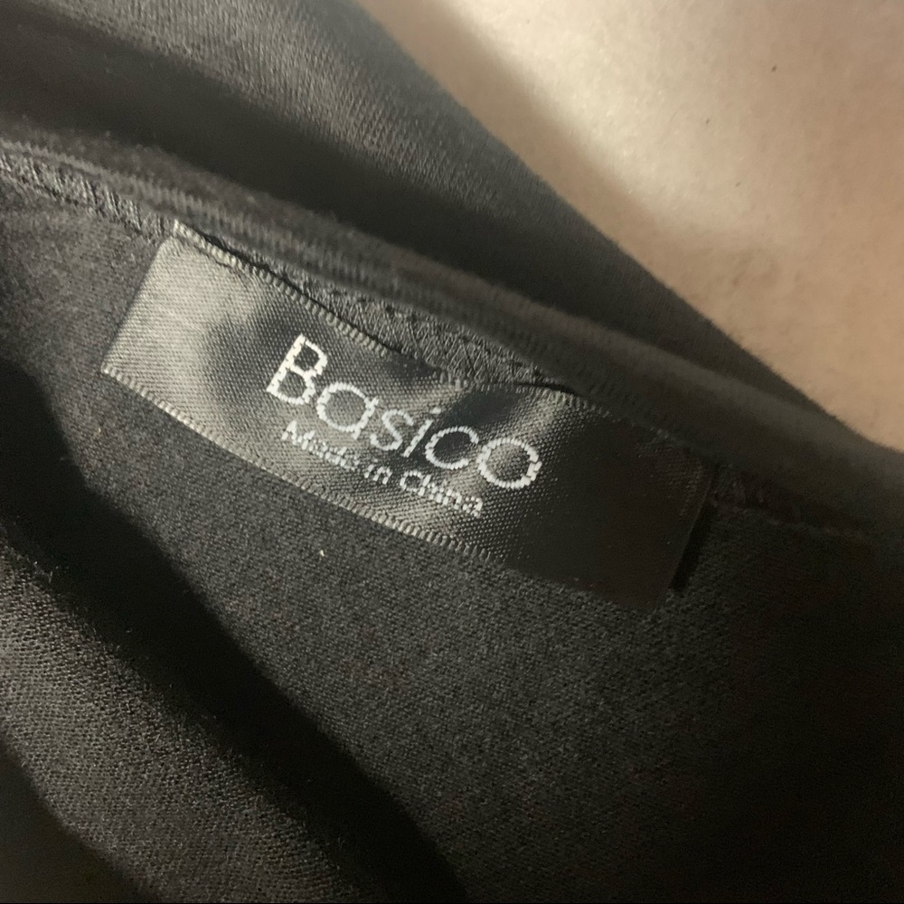 Basico shorts romper - Picture 5 of 7